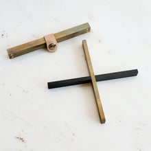 Load image into Gallery viewer, Trivet #2